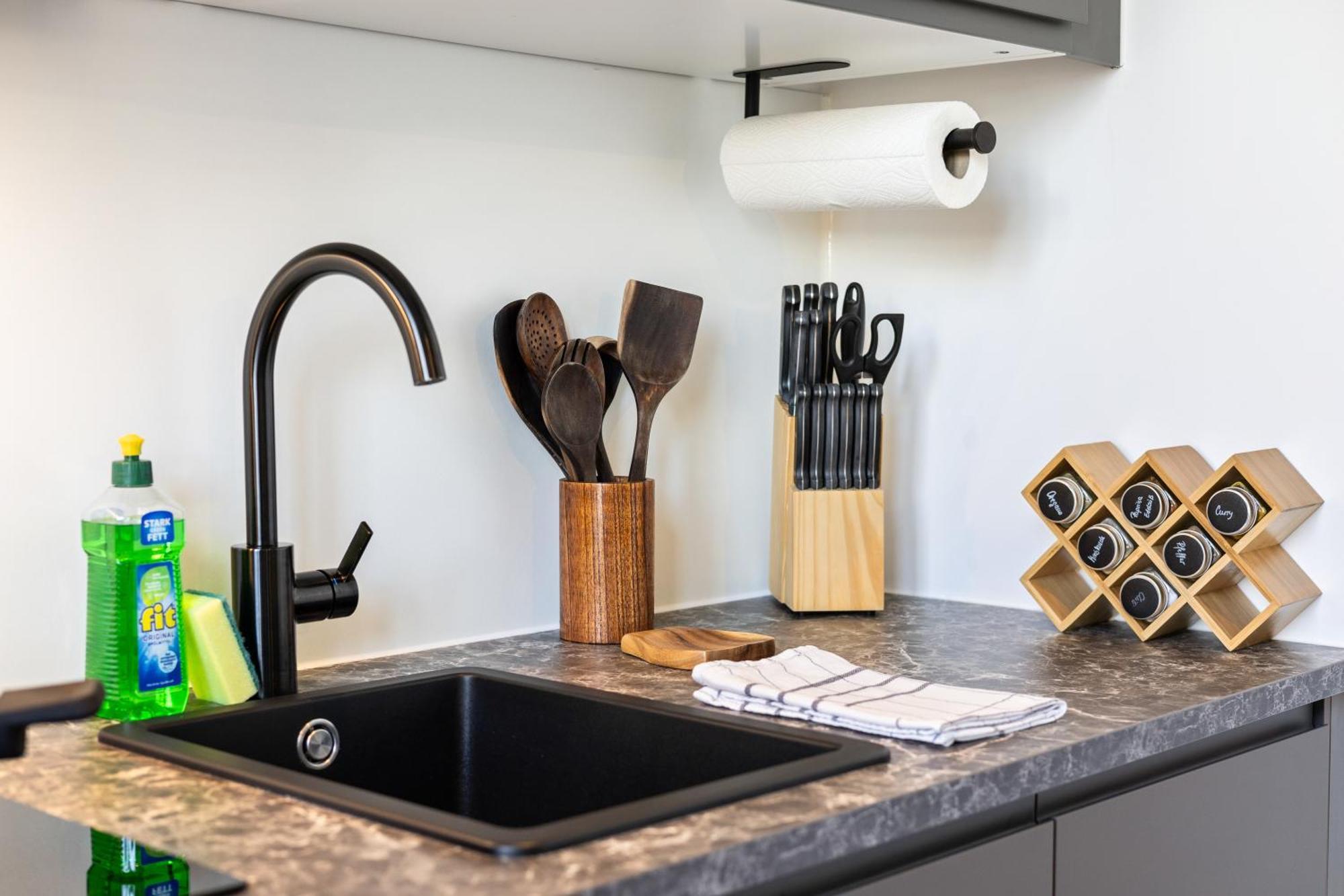 Svyvo Cologne - Serviced Apartments Ehrenfeld Zimmer foto
